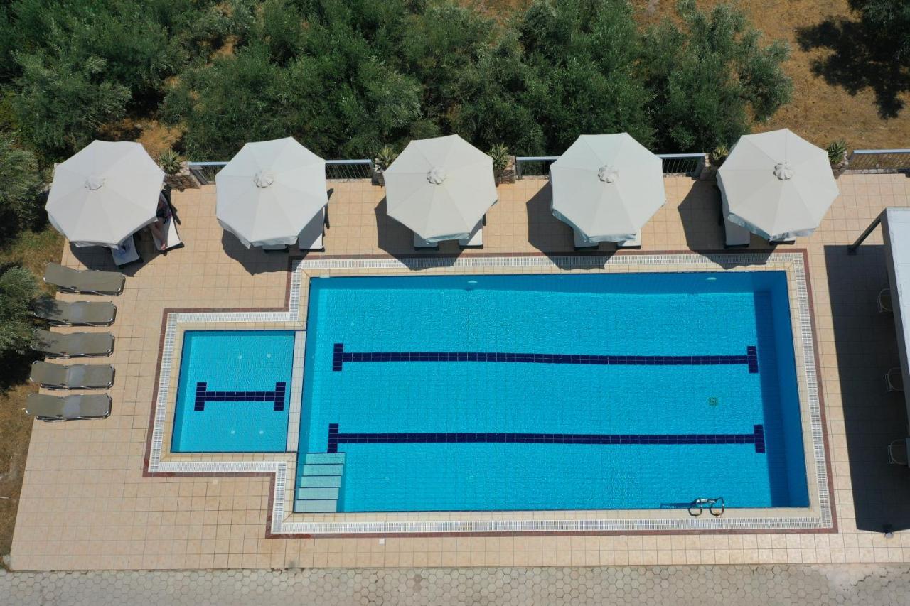 Villa Lilly โตโล ภายนอก รูปภาพ
